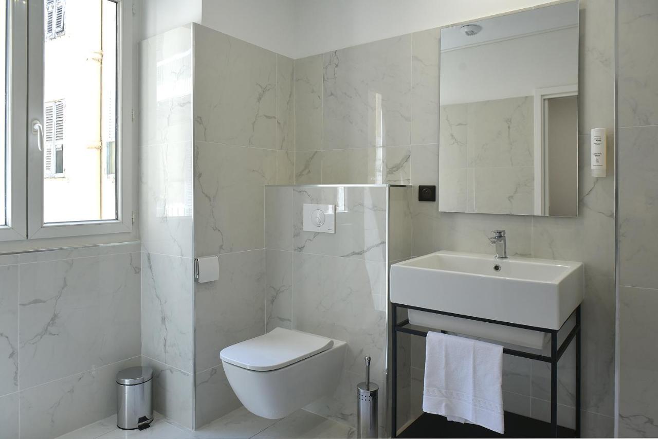 Continental Hotel 3*